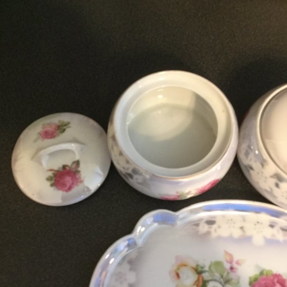 Vintage vanity set - Picture 2 of 6